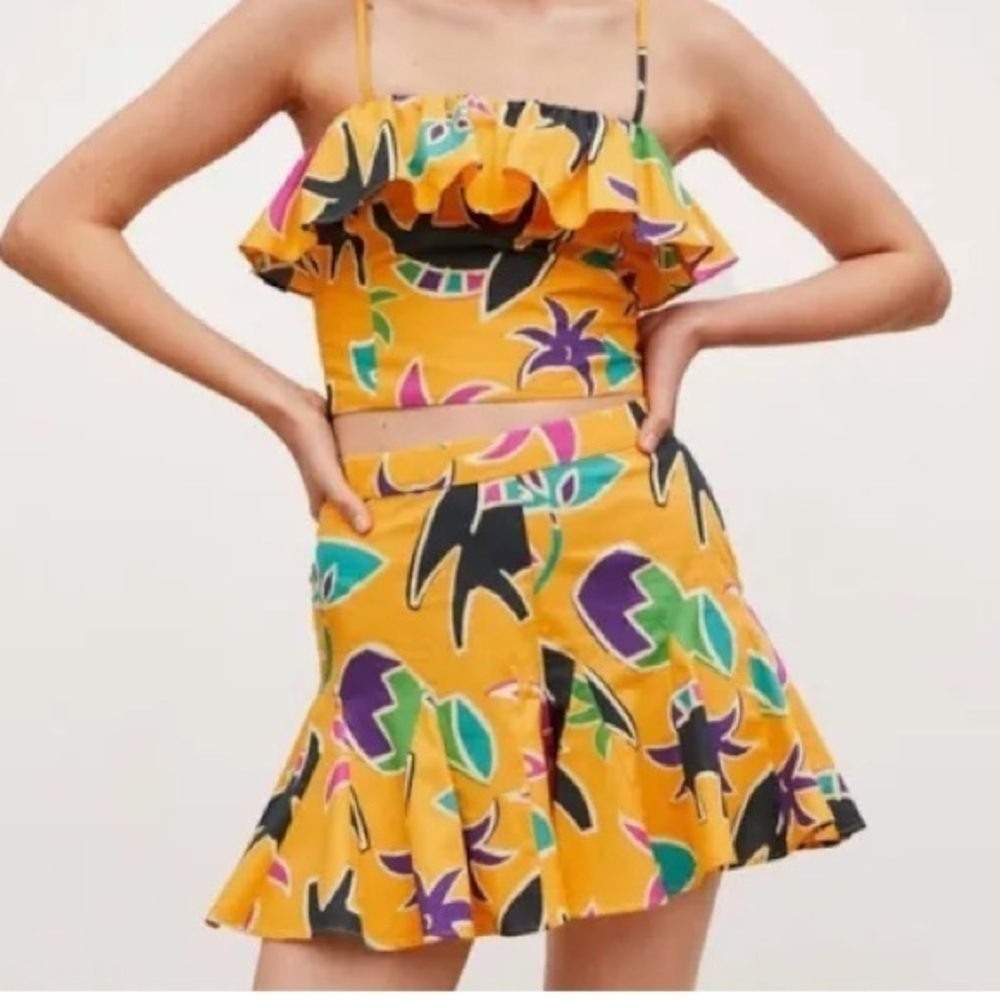 Zara Abstract Floral Printed Shorts size XS